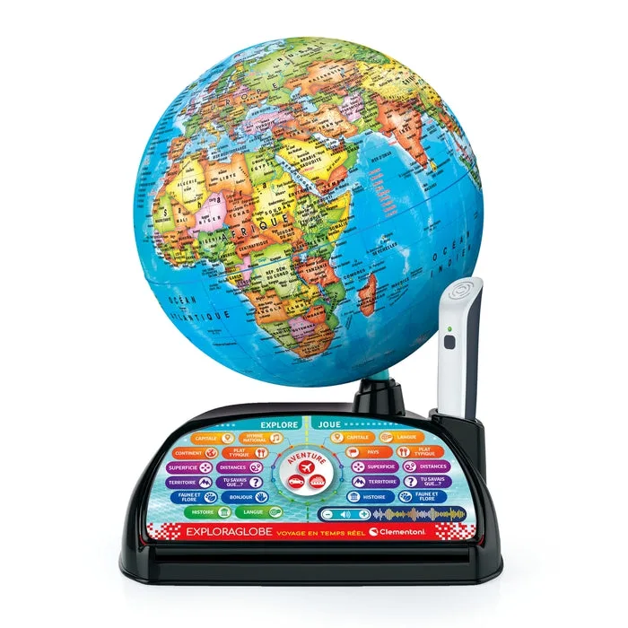 Globe Exploraglobe Clementoni avec son stylo optique posé sur le socle