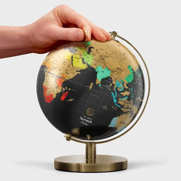 Globe à gratter dont certains pays visités ont été révélés