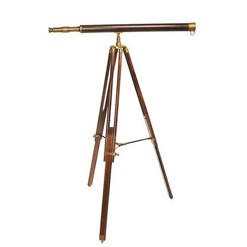 Télescope Avalon en laiton et bois sur trépied aux pieds réglables, vue de face